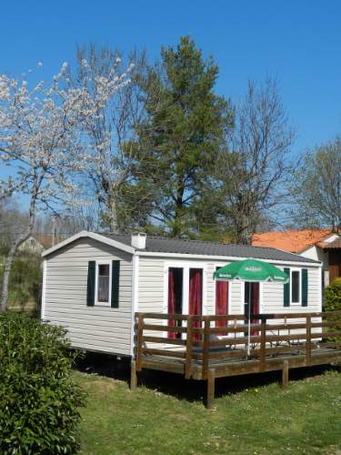 Mobil-home avec terrasse